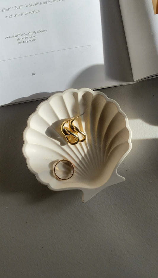 Shell Tray